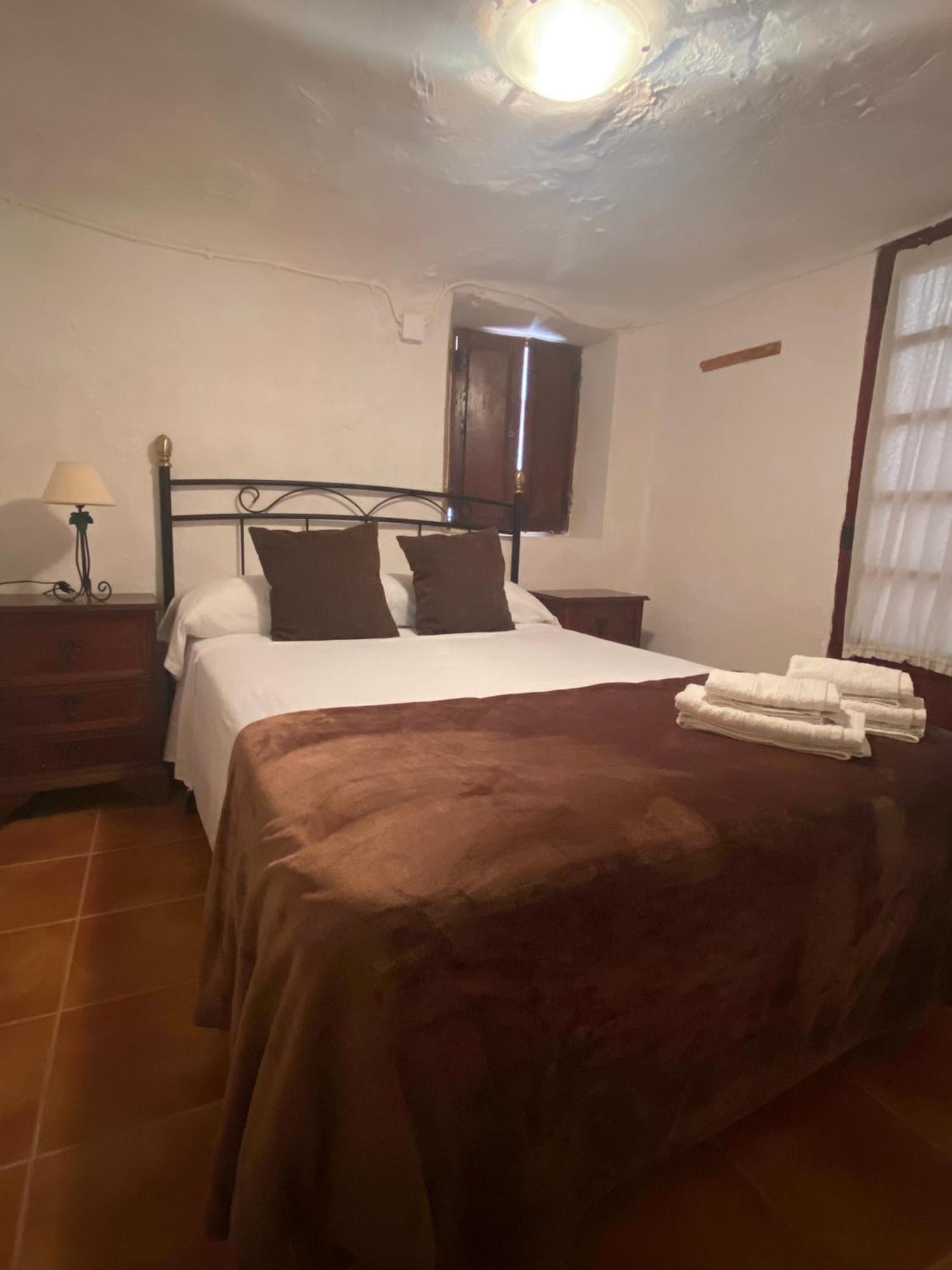 Apartamento La Cueva deLola Alcala del Jucar Exterior foto